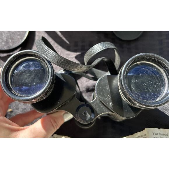 Vintage Bushnell 8 x 40 Binoculars Sportview Wide Angle With Carrying Case - Picture 2 of 10